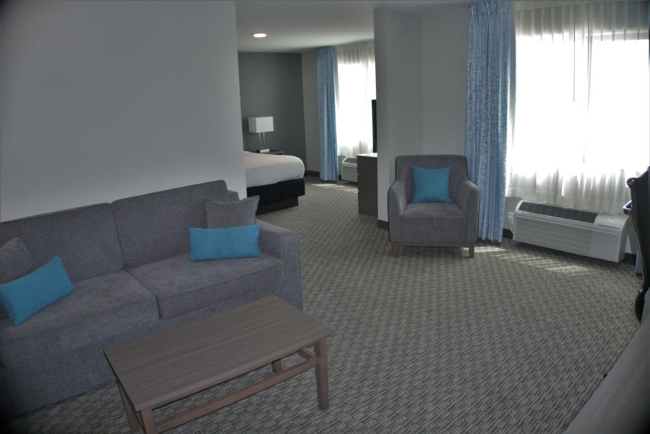 Brookstone Inn & Suites Fort Dodge Kültér fotó