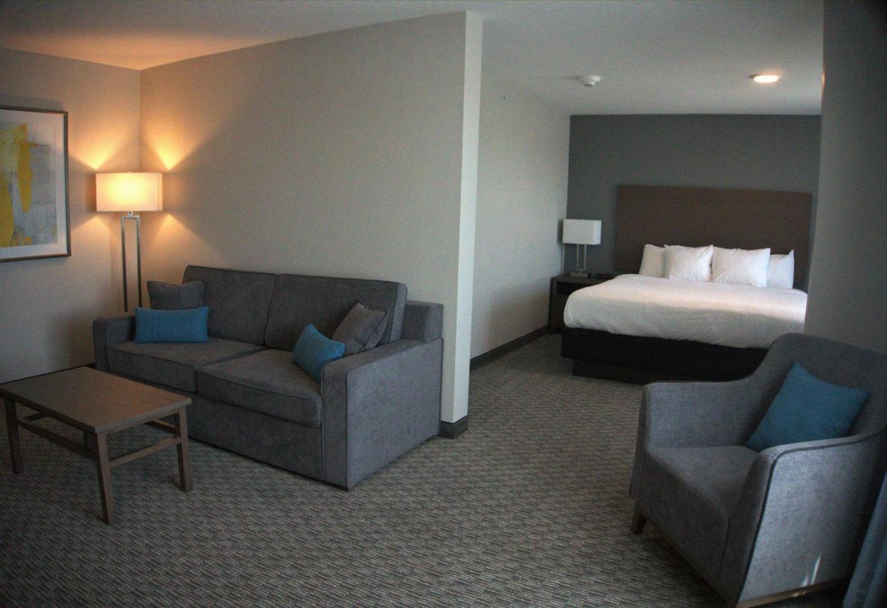 Brookstone Inn & Suites Fort Dodge Kültér fotó
