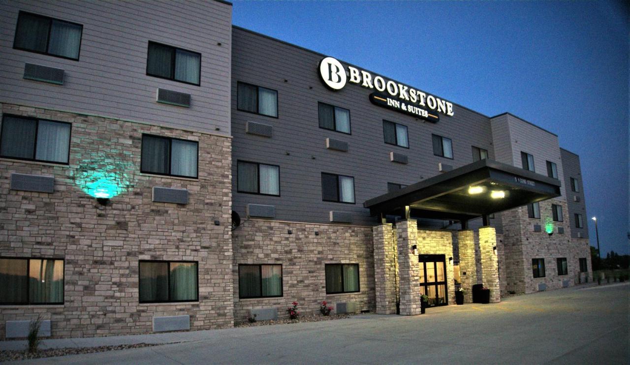 Brookstone Inn & Suites Fort Dodge Kültér fotó