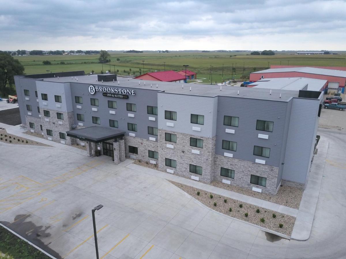 Brookstone Inn & Suites Fort Dodge Kültér fotó